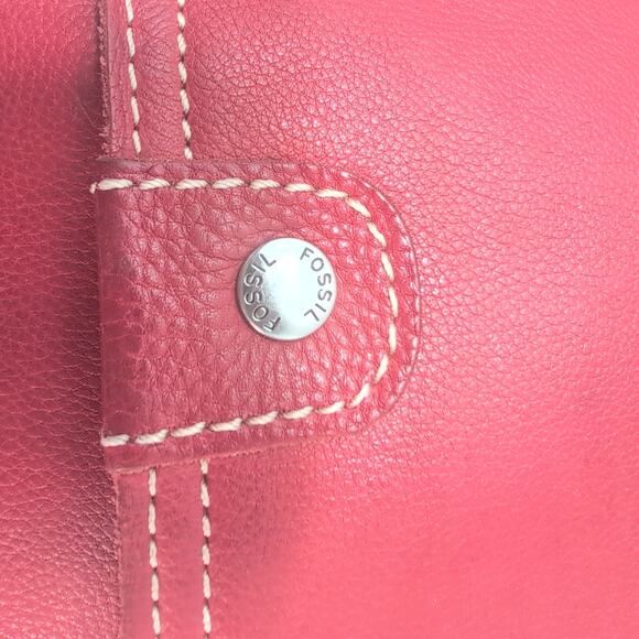 Vintage Fossil Pebbled Red Genuine Leather Crossbody Messenger Bag 75082 - Picture 2 of 14